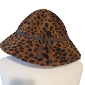 Animal print hat rabbit fur and wool